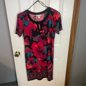 Dana Buchman Multicolor Floral dress S back of the neck is messed up